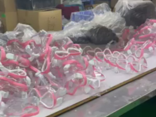 Assembly of Diving Goggles